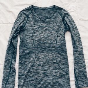 Women's Lululemon swiftly tech Long Sleeve Top